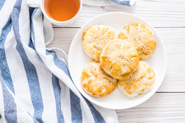 Homemade apple pie in asian style