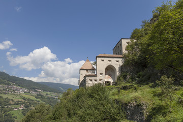 Fototapeta na wymiar Burg in Südtirol