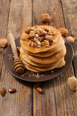 pancake with nuts