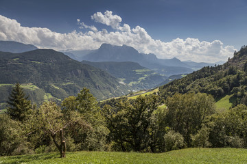 Fototapeta premium Landschaft in Südtirol