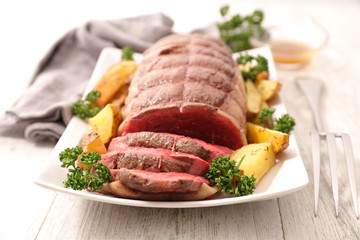 roast beef and vegetable
