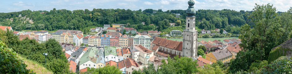 Obraz premium Burghausen in Bayern Panorama