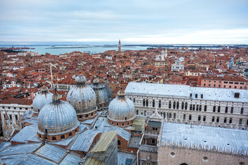 Fototapeta na wymiar Panoramic view of Venice from the Campanile di San Marco