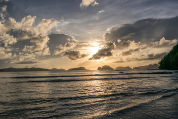 Obraz premium Beautiful sunset in El Nido, Palawan island, Philippines