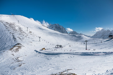 Fototapeta na wymiar ski resort (wintertime)