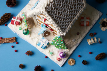 Obraz premium Traditional homemade gingerbread cookies