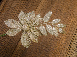 Obraz na płótnie Canvas gold flower and gold leaf for decoration