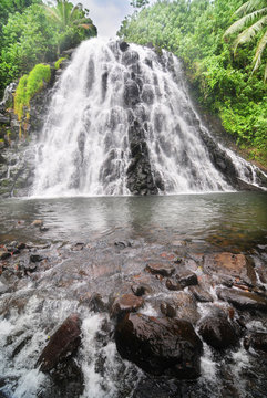 Fototapeta Kepirohi Waterfall located in Madolenihm Municipality, Pohnpei, Micronesia.  