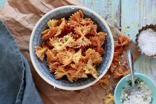 Spicy Homemade Baked Pasta Chips