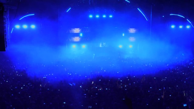espect&aacute;culo lasser en m&uacute;sica tecno