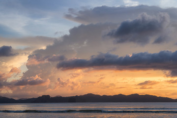 Obraz premium Beautiful sunset in El Nido, Palawan island, Philippines
