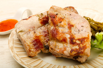 Roasted spare ribs