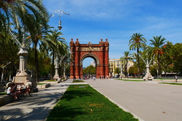 Fototapeta na wymiar Arc de Triomf in Barcelona 