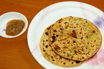 ALOO PARATHA WITH PICKLES