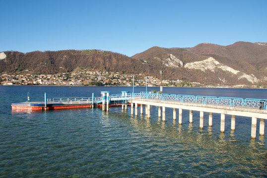 Banchina per attracco barche da diporto