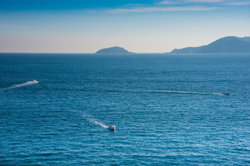 Obraz premium Bay with boats next to Lerici town in Liguria, Italy
