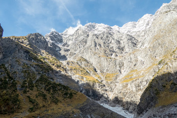 Fototapeta na wymiar Watzmann mit Eiskapelle Gletscher in den bayerischen Alpen in Deutschland