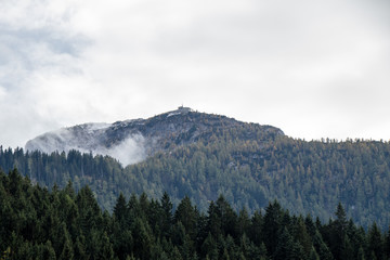 Kehlsteinhaus oben auf dem Berg Sicht von unten