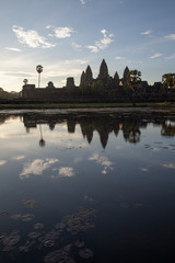 Naklejka premium Angkor Wat at sunrise