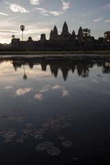 Fototapeta na wymiar Angkor Wat at sunrise