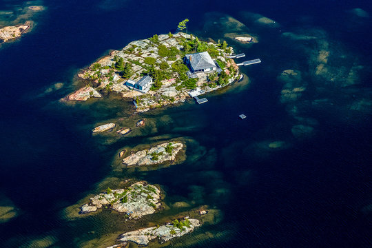 Habitation sur une île © juliencadena