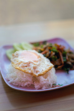 Lao chicken stirfy with egg