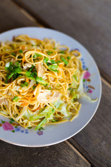 Lao spaghetti stirfry chicken