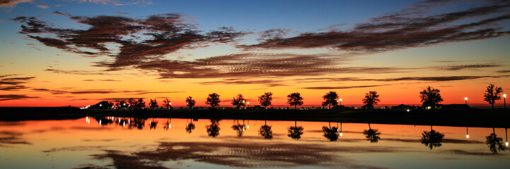 Sunrise over Oak Harbor Blvd in Slidell