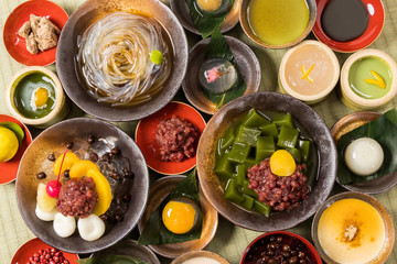 日本の甘味　和のスイーツ　typical Japanese sweets