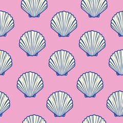 Vector seamless pattern with hand drawn scallop shells. Beautiful marine design elements, perfect for prints and patterns.