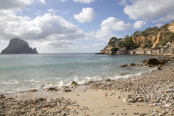 Fototapeta premium Cala d’Hort Cove Beach with Vedra Island, Ibiza