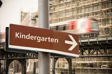 Schild 302 - Kindergarten