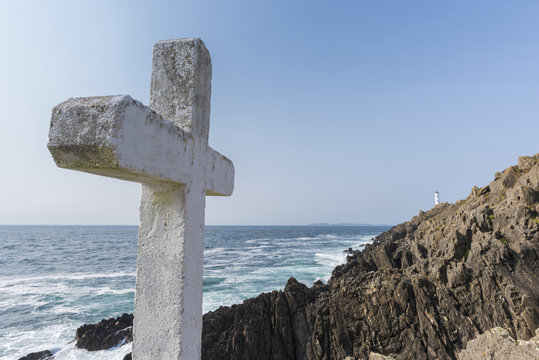 Cruz de piedra en Cabo Home (Cangas de Morrazo, Pontevedra - Espa&ntilde;a).