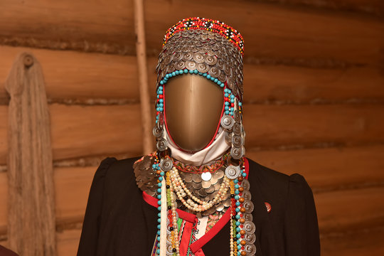 Mannequin in national Chuvash costume