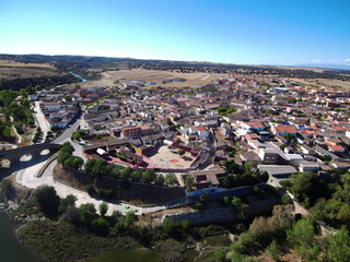 El Puente del Arzobispo. Pueblo de Toledo, en la comunidad autónoma de Castilla La Mancha...