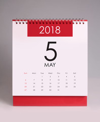 Simple desk calendar 2018 - May