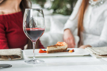 Obraz na płótnie Canvas Drinking wine in restaurant