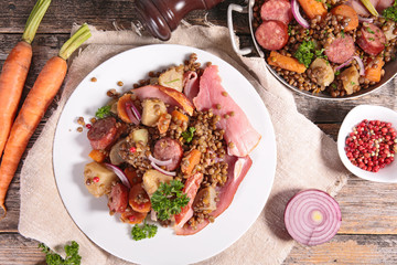 vegetable with meat and lentil