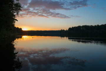 Obraz premium Nice landscape with sunset on lake