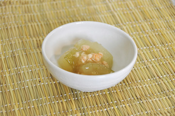 冬瓜の煮物　小海老のあんかけ