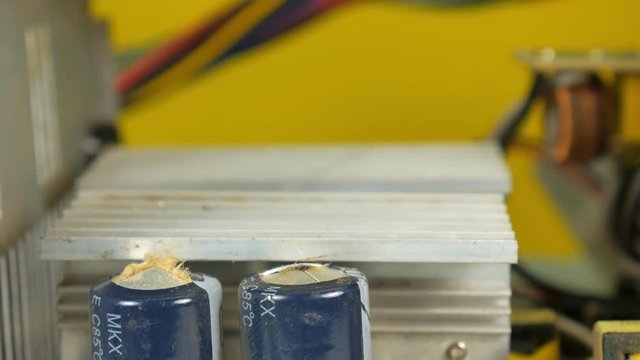 Computer power supply repair. Pouted, unsuitable capacitor.