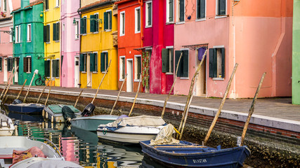 Fototapeta na wymiar The colourful town of Burano, Italy