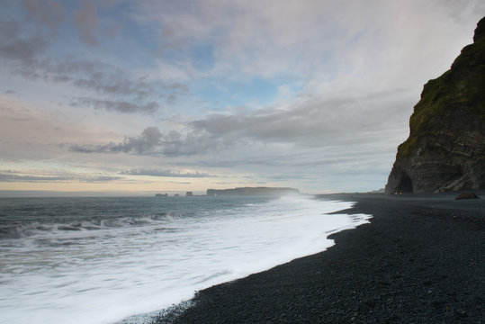 Fototapeta Black sands beach of Vik in Iceland