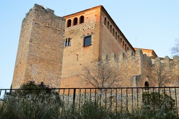 Viaje a la ciudad de Alquezar Aragon España