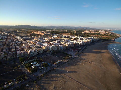 Puerto Sagunto, pueblo costero de Sagunto, en la Comunidad Valenciana, España al norte de la provincia de Valencia. Fotografia aerea con Drone