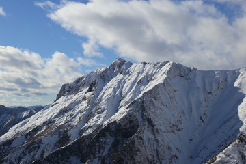 Naklejka premium 初冬の谷川岳の天神尾根からの景色 ( Mount Tanigawa in winter )