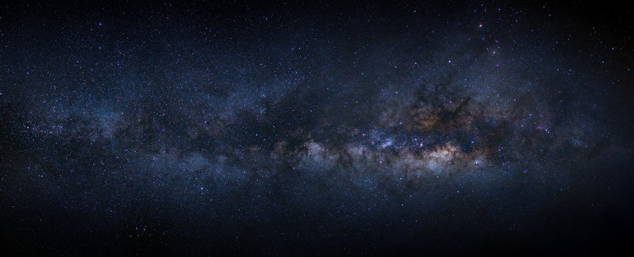 Naklejki Panorama galaktyki Drogi Mlecznej z gwiazdami i pyłem kosmicznym we wszechświecie