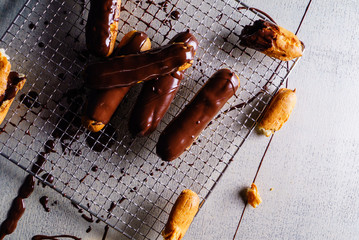 chocolate eclair