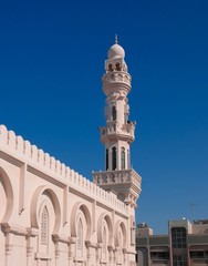 Fototapeta na wymiar Exterior view to Shaikh Isa Bin Ali Mosque , Manama, Bahrain