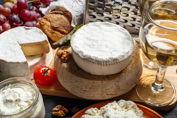 Mix cheese on the table